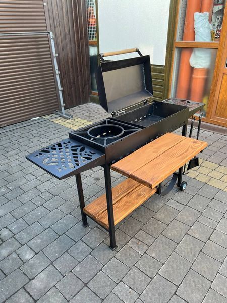 Мангал-барбекю с крышкой и разборными полками и дровницей на 13 шампуров 3мм. 001 фото
